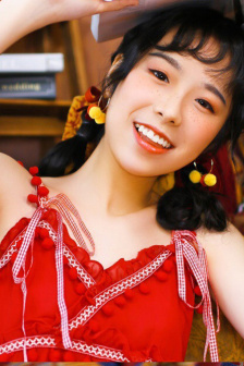 小不点爱吃肉混JIN